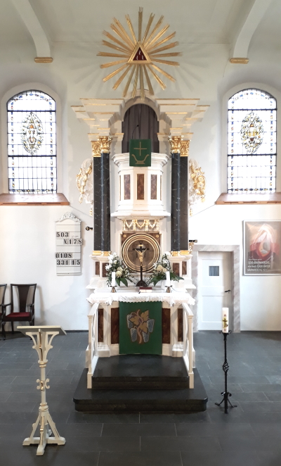 Bild "Willkommen:altar_gruen_400px.jpg"